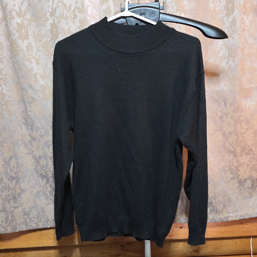Men's Black Crewneck Ribbed Sweater